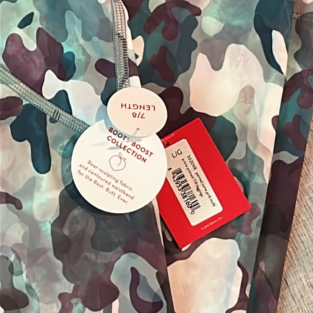 SPANX Booty Boost Active Printed 7/8 Leggings - Picture 2 of 11